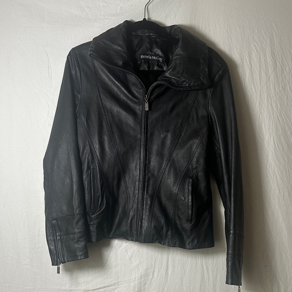 Pamela McCoy Jackets & Blazers - Pamela McCoy Sleek Charcoal Jacket